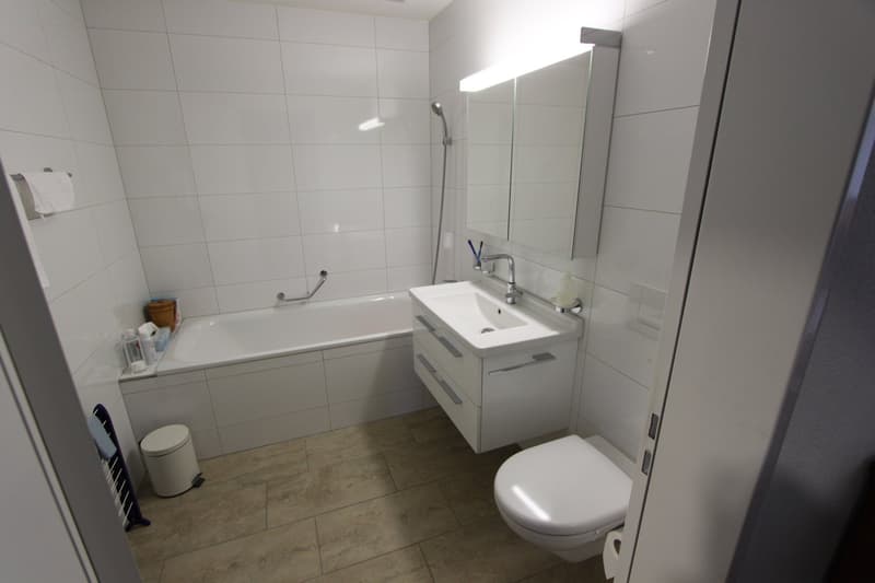 3.5 Zimmer-Wohnung im 2. Terrassengeschoss (im Baurecht) in Schliern b. Köniz (26)