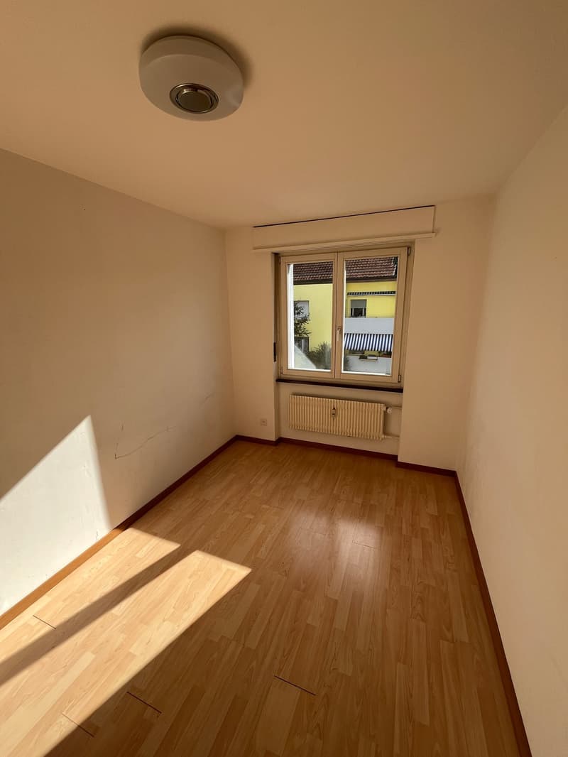 4.5-Zimmerwohnung mit Balkon an ruhiger Lage (3)