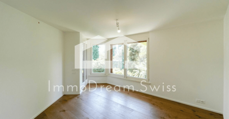 Grosszügige 4 ½ Zi. Maisonette-Eigentumswg., in der «Residenza al Parco», teilweise Seesicht (10)