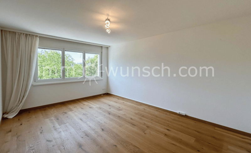 Exklusive 4 ½ Zi. EGTW mit traumhafter Seesicht in Walchwil (6)