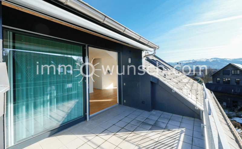 Bijou 4 ½ Zimmer Dach-Eigentumswohnung (3)