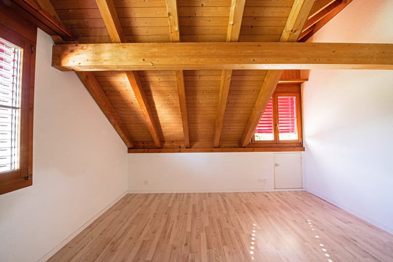 Einladende 5.5 Zimmer Maisonette-Wohnung (8)