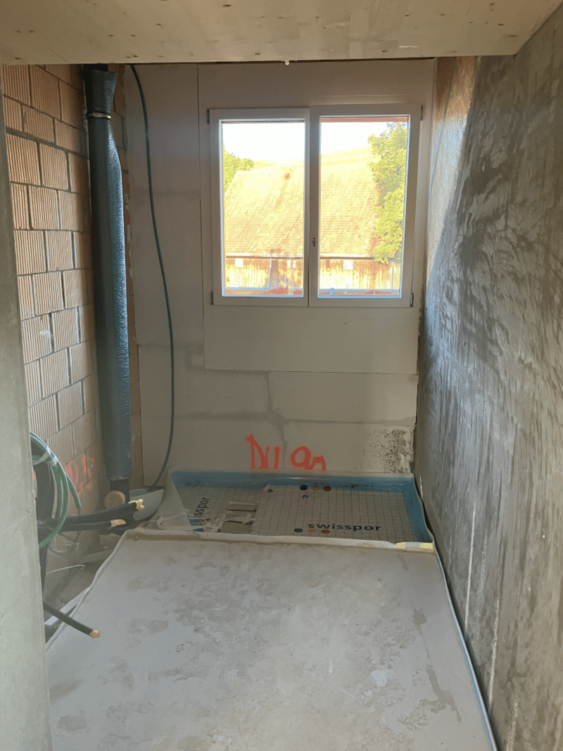 Neue 4 1/2 Zimmer Galerie Wohnung (4)