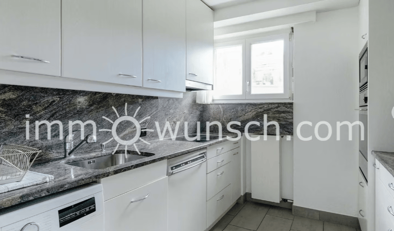 Helle 5.5-Zimmer-Wohnung mit Balkon und Doppelgaragenbox in Baar (5)