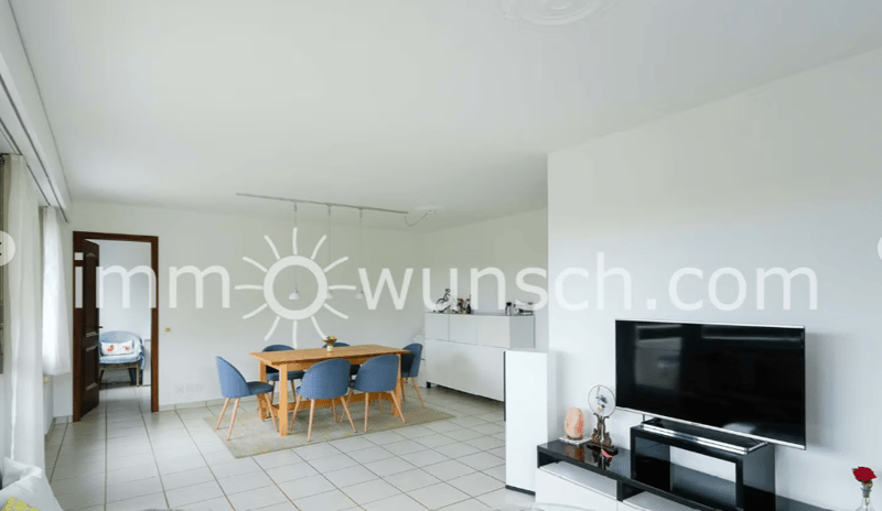 Helle 5.5-Zimmer-Wohnung mit Balkon und Doppelgaragenbox in Baar (3)