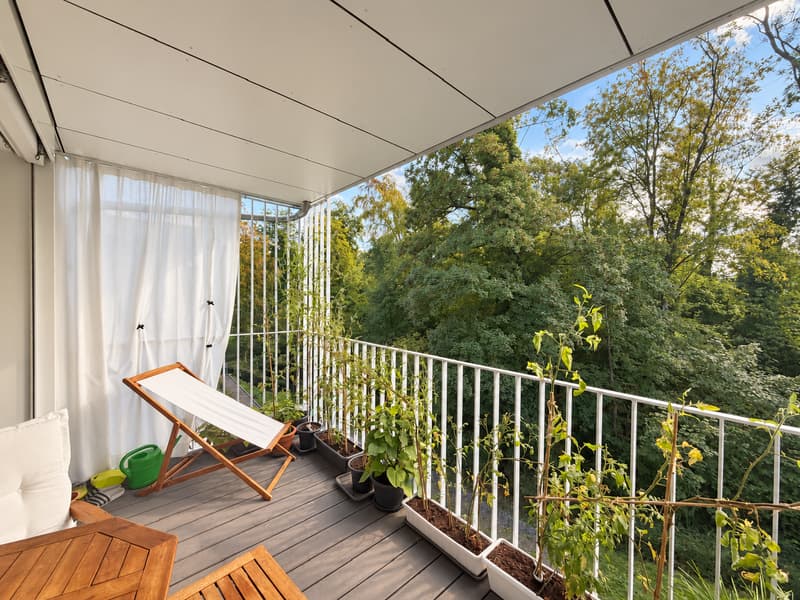 IHR RÜCKZUGSORT IN HERRLIBERG STILVOLL WOHNEN MIT BLICK INS GRÜNE (10)