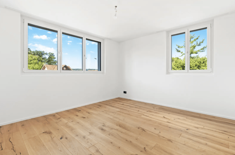 Linkes 6.5-Zimmer-Doppeleinfamilienhaus – ruhiger gelegen & zusätzliche Parkfläche (10)