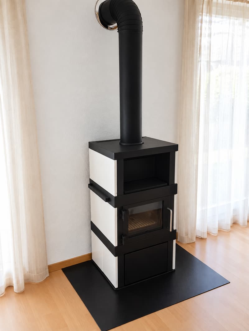 Helle 4.5-Zimmer-Wohnung mit Schwedenofen und teilgedecktem Balkon in Sulgen (7)