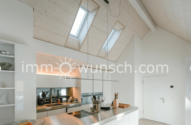 Modern ausgestattete, sowie helle 2.5 Zi. Dach-Eigentumswohnung (2)
