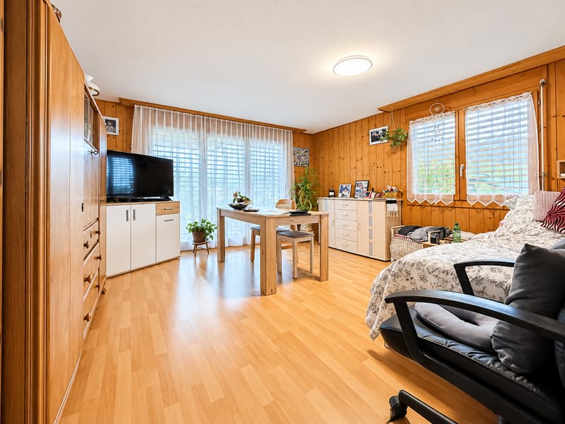 Charmante 3.5-Zimmer-Wohnung mit Bergblick in Stocken-Höfen (6)