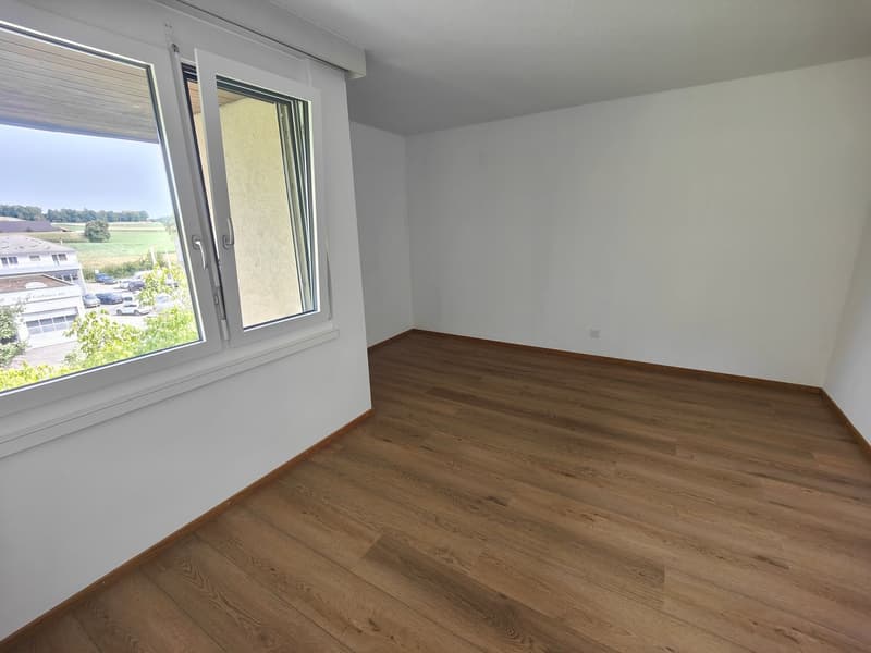 Grosszügige 4.5-Zimmer-Wohnung in Familienquartier in Sempach - ab sofort verfügbar! (29)