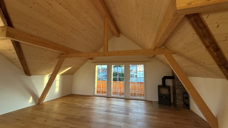 Schöne und grosse 4.5-Zimmer-Dachwohnung mit modernem Komfort (1)