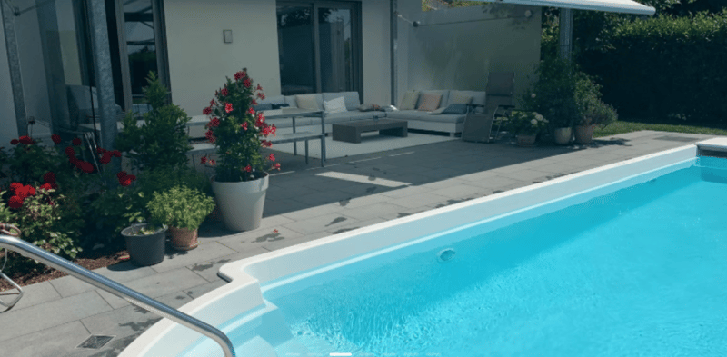 Architektenvilla mit Pool und Basel Blick direkt hinter Riehen (Lörrach Stetten , DE) (3)