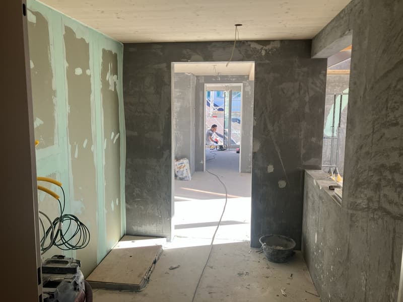 Neue 4 1/2 Zimmer Galerie Wohnung (5)