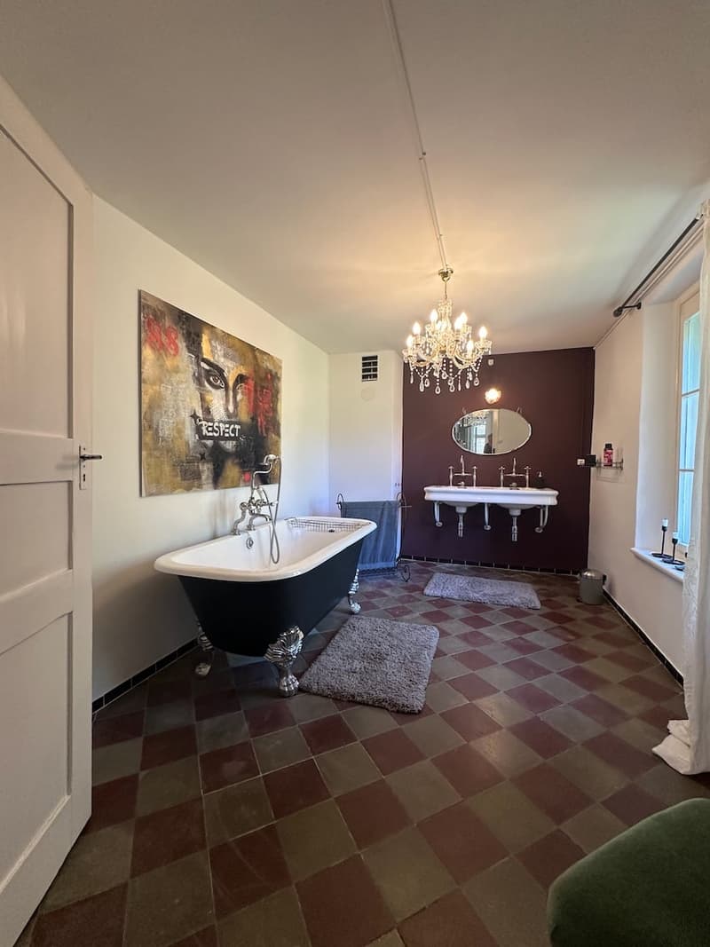 Charmantes 6-Zimmer-Einfamilienhaus in Roche-d'Or – Historisches Zollhaus trifft moderne Renovation (10)