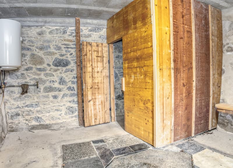 Maison villageoise avec grange à valoriser – Saint-Léonard (8)