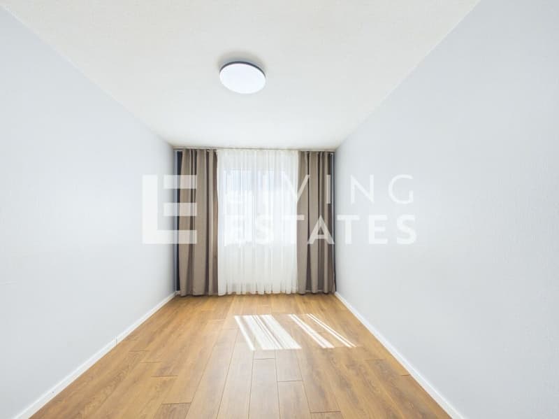 TERRASSENHAUS MIT PANORAMABLICK UND INDIVIDUELLEM LICHTKONZEPT (19)