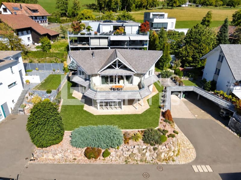 IHR EXKLUSIVES ZWEIFAMILIENHAUS - WOHNKOMFORT. QUALITÄT. CHARAKTER. (34)