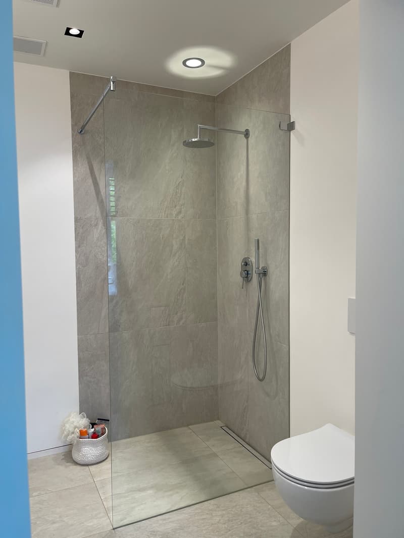 3 1/2 Maisonette Attikawohnung, grosse Sonnenterrassen mit Keller, 2 TG-Plätzen (17)