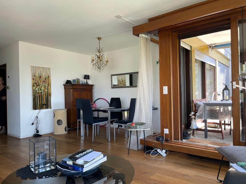 3.5-Zimmer-Eigentumswohnung mit Studio, grosszügigen Terrassen und idealer Lage (5)