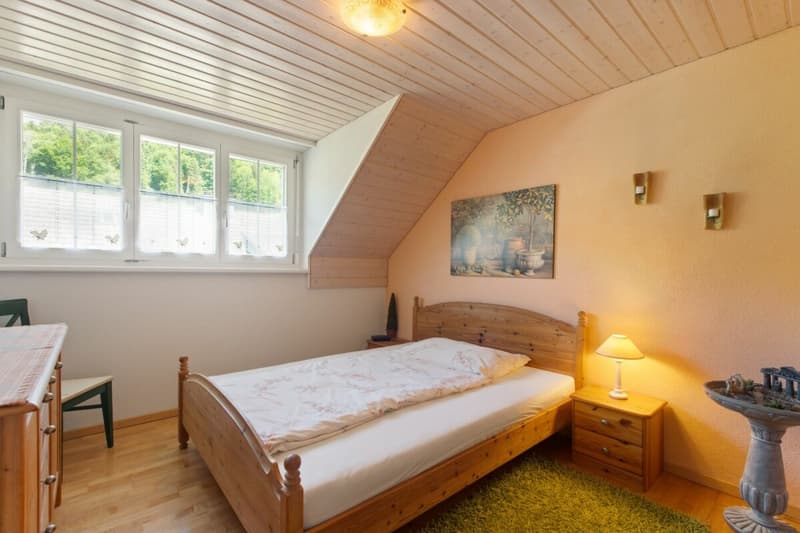 Gepflegtes Doppeleinfamilienhaus mit Gartenidylle (8)