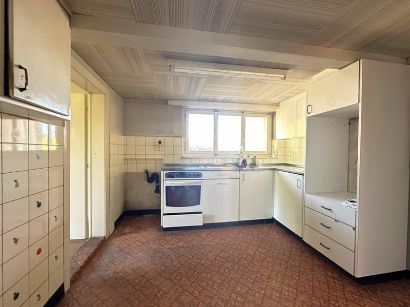 Historisches 6-Zimmer-Einfamilienhaus mit Ausbaupotenzial in Oberwangen (6)