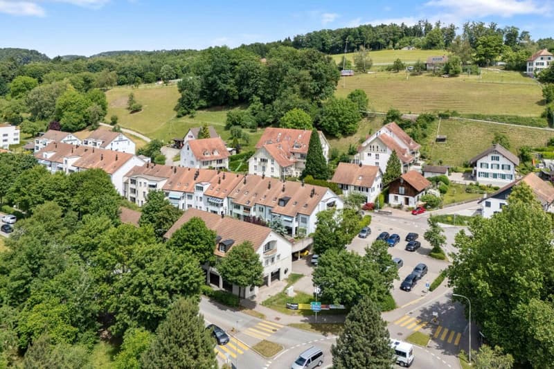 Grosszügige 4.5-Zimmer-Gartenwohnung mit weitläufigem Aussenbereich (13)
