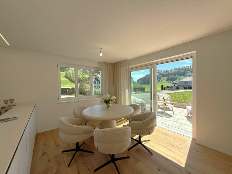 Drei 5.5 Zimmer Reiheneinfamilienhäuser - charmant, naturnah, individuell (5)