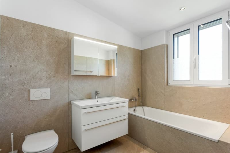 Einziehen und Wohlfühlen - Stilvolle 5.5-Zimmer-Dachwohnung (7)