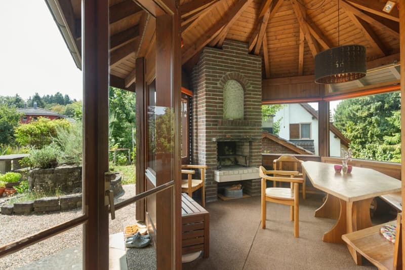 Ein besonderes Zuhause mit Gartenidylle, Privatsphäre und viel Raum (3)