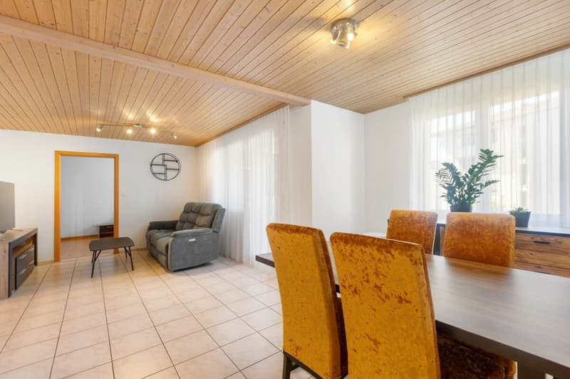 Gepflegte Wohnung mit viel Komfort (7)