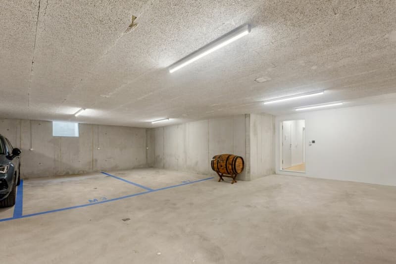 Hochwertige Doppelhaushälfte mit Garten und zwei Abstellplätzen in der Tiefgarage an ruhiger Lage (15)