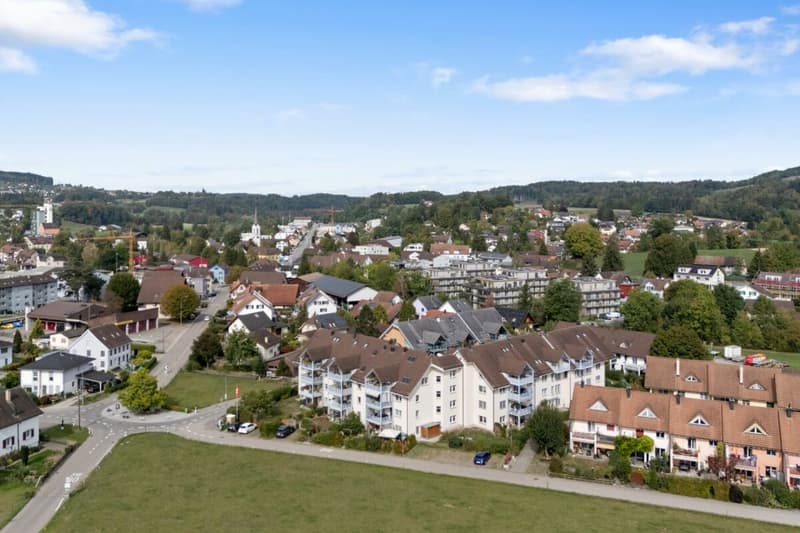 Gepflegte 3.5-Zimmerwohnung mit sonnigem Balkon und Blick ins Grüne (13)