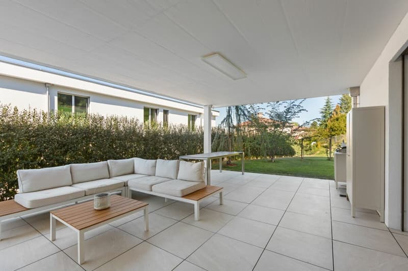 Modernes Wohnen mit Weitsicht - neuwertige 5.5-Zimmer-Gartenwohnung (11)