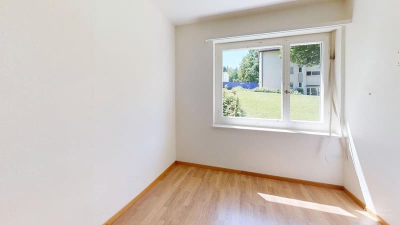 Befristet bis 31.03.2027: Ideale Zwischenlösung 3.0-Zimmerwohnung in Seebach (3)