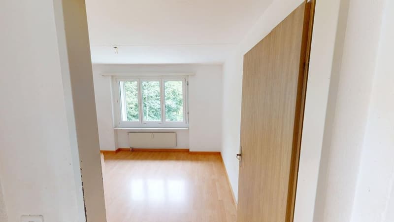 4-Zimmer-Wohnung mit viel Platz & idealer Lage in Schmerikon - Befristet bis zum 30.06.2027 (7)