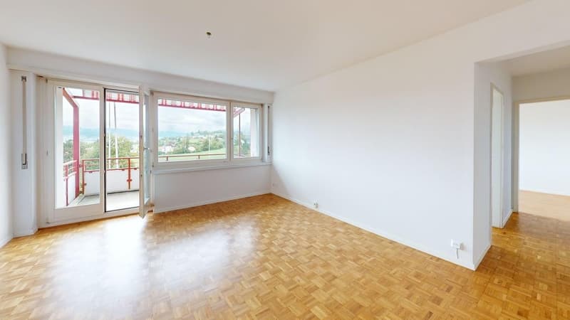Helle 4-Zimmer-Wohnung im 2. OG ruhig wohnen in Uetikon am See | BEFRISTET (1)