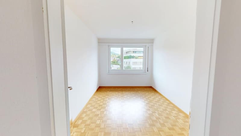 Helle 3-Zimmer-Wohnung im 2. OG ruhig wohnen in Uetikon am See | BEFRISTET (3)