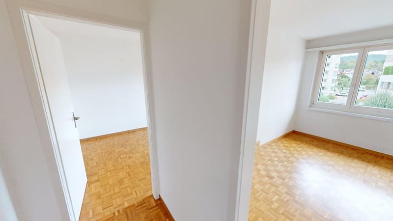 Helle 4-Zimmer-Wohnung im 2. OG ruhig wohnen in Uetikon am See | BEFRISTET (6)