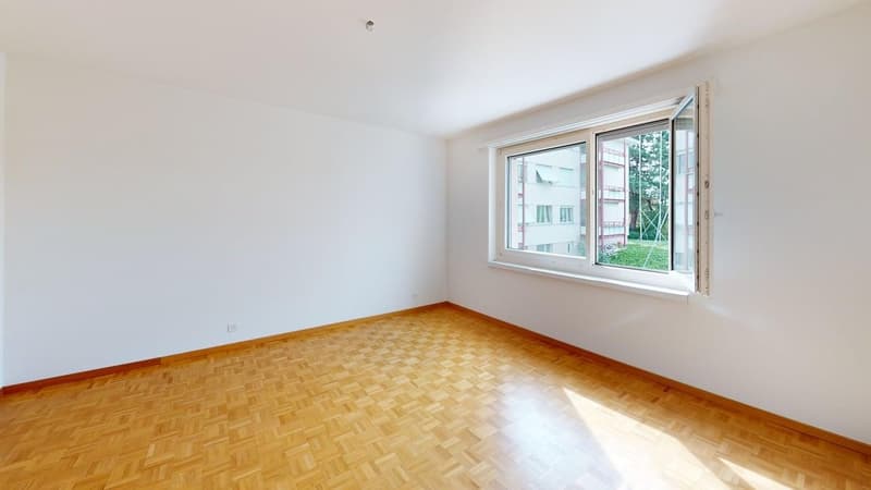 Helle 4-Zimmer-Wohnung im EG ruhig wohnen in Uetikon am See | BEFRISTET (9)