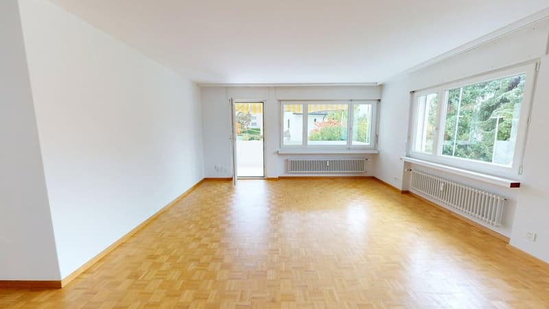 Helle 6-Zimmer-Wohnung im 1. OG ruhig wohnen in Herrliberg | BEFRISTET (2)
