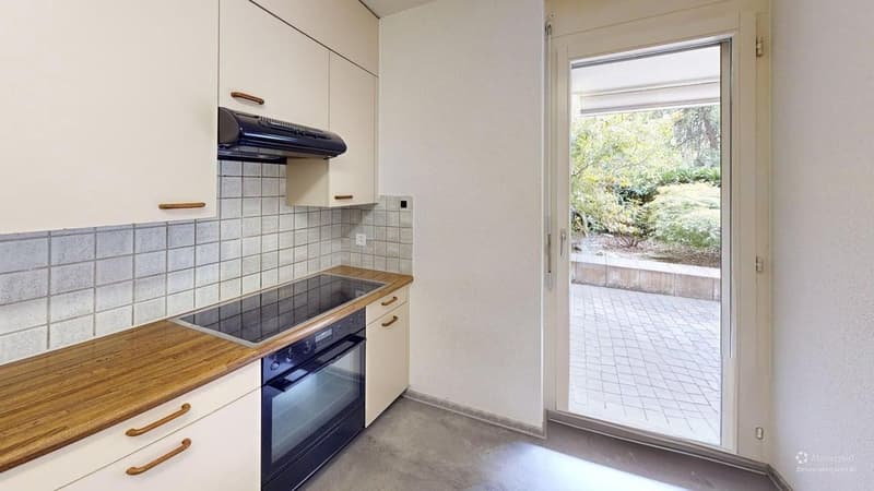 MUSTERBILDER  Beispielbilder einer aehnlichen Wohnung im selben Haus (047.DEN020.00.002)