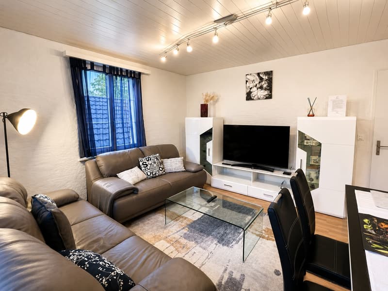 🏡 Beautiful 4.5-Zimmer Apartment in Langnau am Albis – Fully Furnished (2)