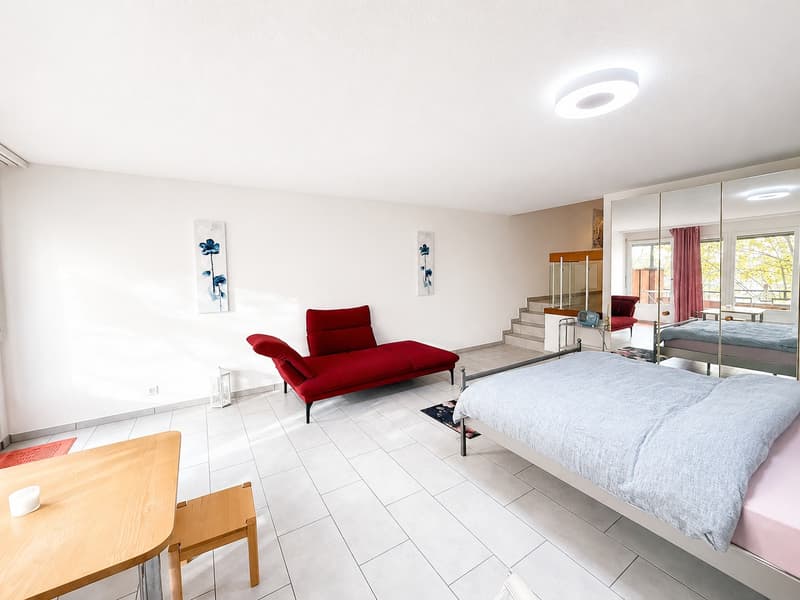 🌿 Bright Modern Studio with Balcony & Garden Access | Minutes from Zürich HB (5)
