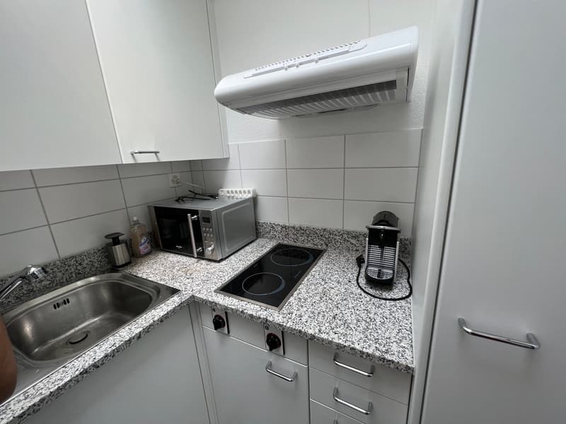 🏡 Premium Furnished 2.5-Room Apartment | Neugutstrasse 12, 8304 Wallisellen | 5th Floor (9)