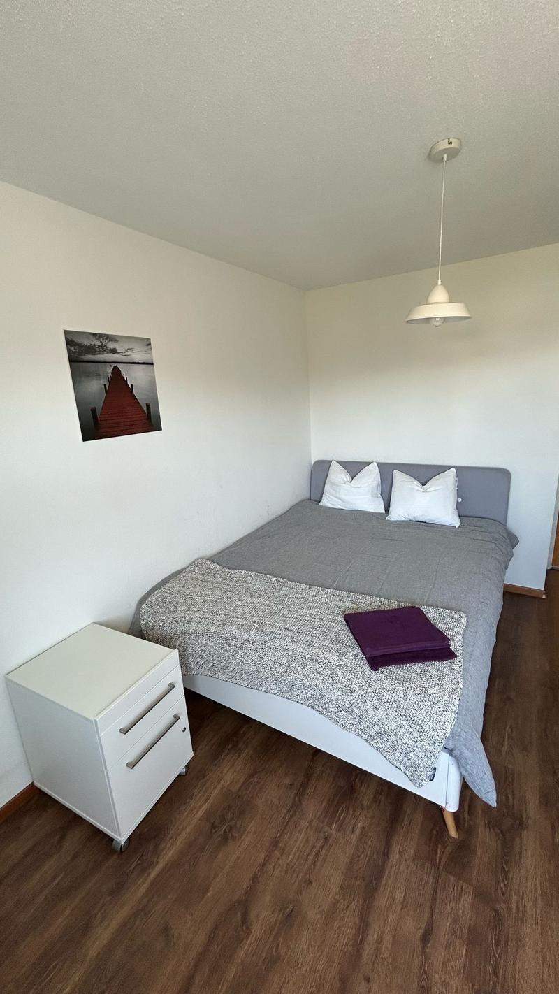 ☀️Furnished 4.5-Room Apartment with Balcony and Stunning Views in Oberglatt (8)