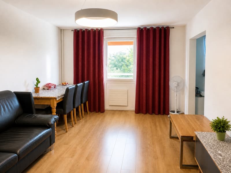✨Fully Furnished 2.5-Room Apartment with Balcony in Zürich (2)