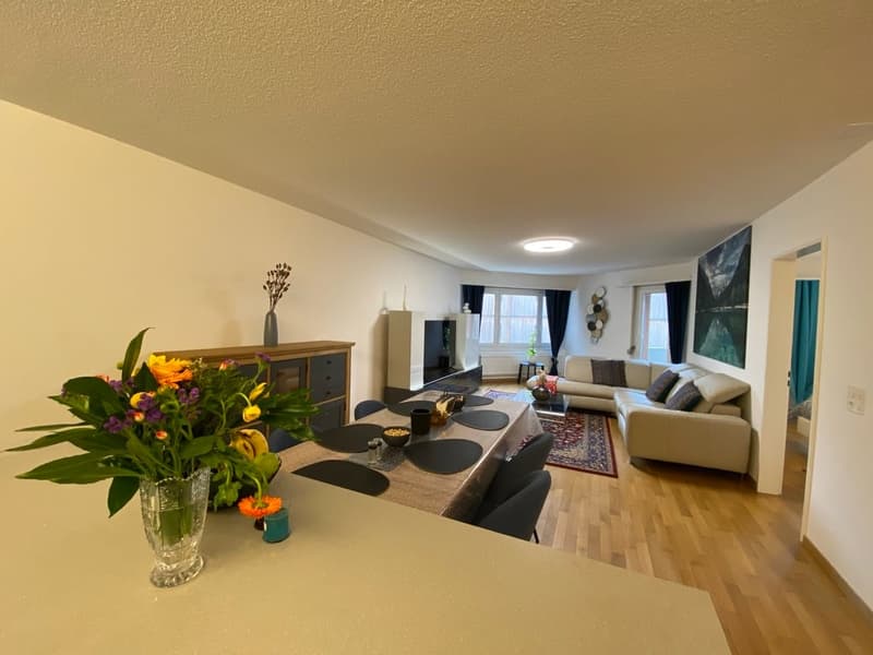 Living Room & Dining Area