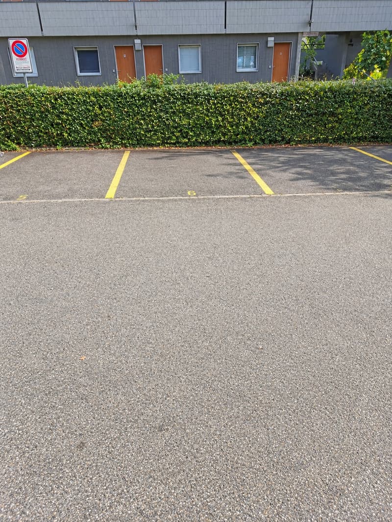 🚗 Open Parking Space for Rent – Zürich 8051 | Überlandstrasse 457 (1)