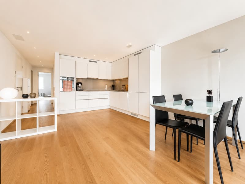 Moderne 3-Zimmer-Wohnung mit Balkon im 5. OG in Schlieren (3)
